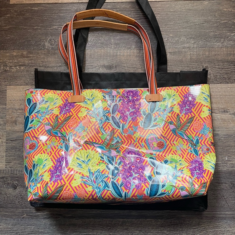 USED Consuela Busy Big Breezy Tote